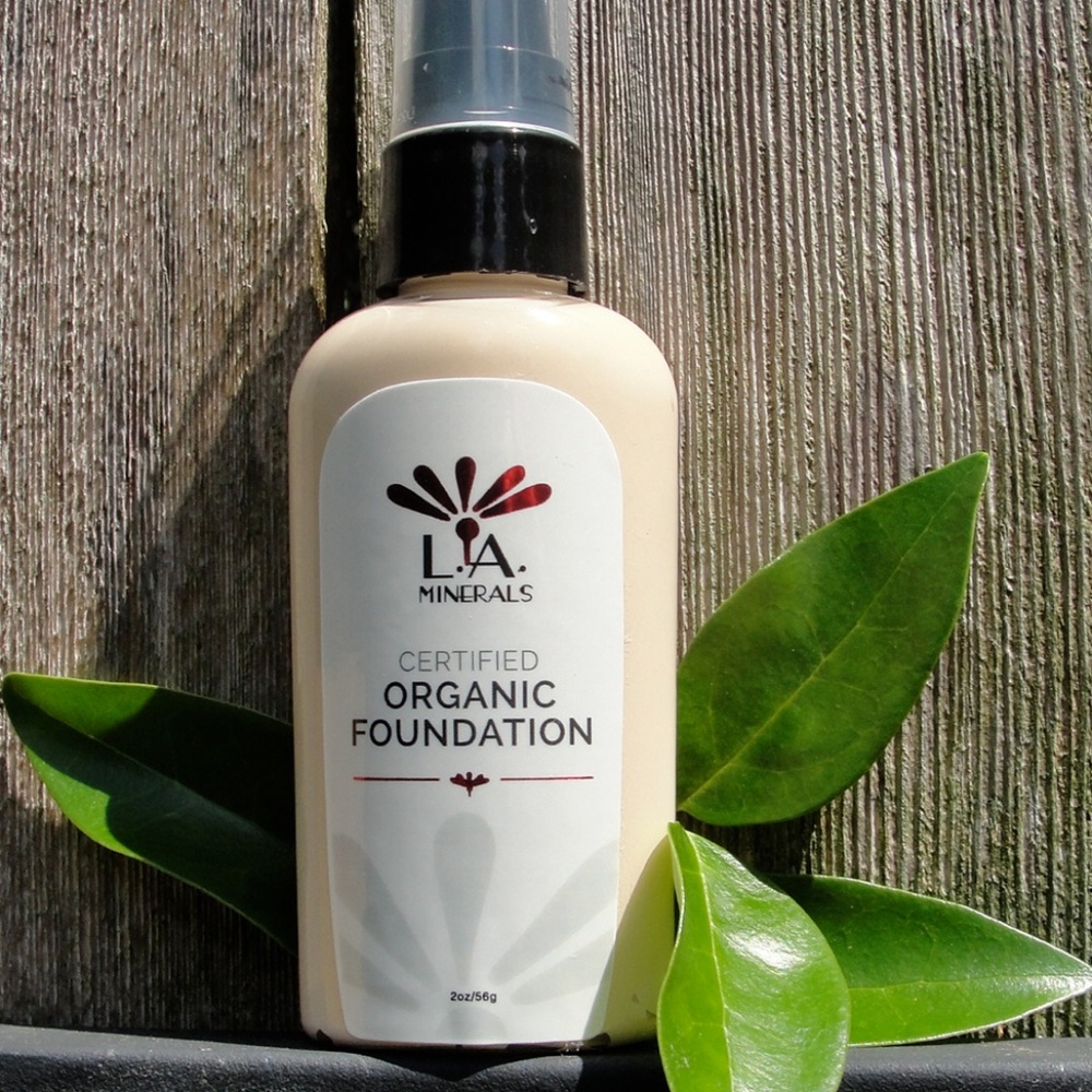 Organic Makeup Foundation - LA Minerals USA